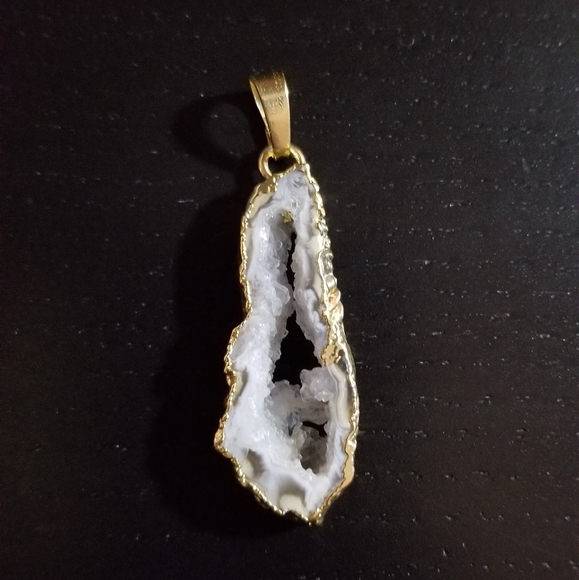 Natural Agate Drusy Necklace - Picture 2 of 9